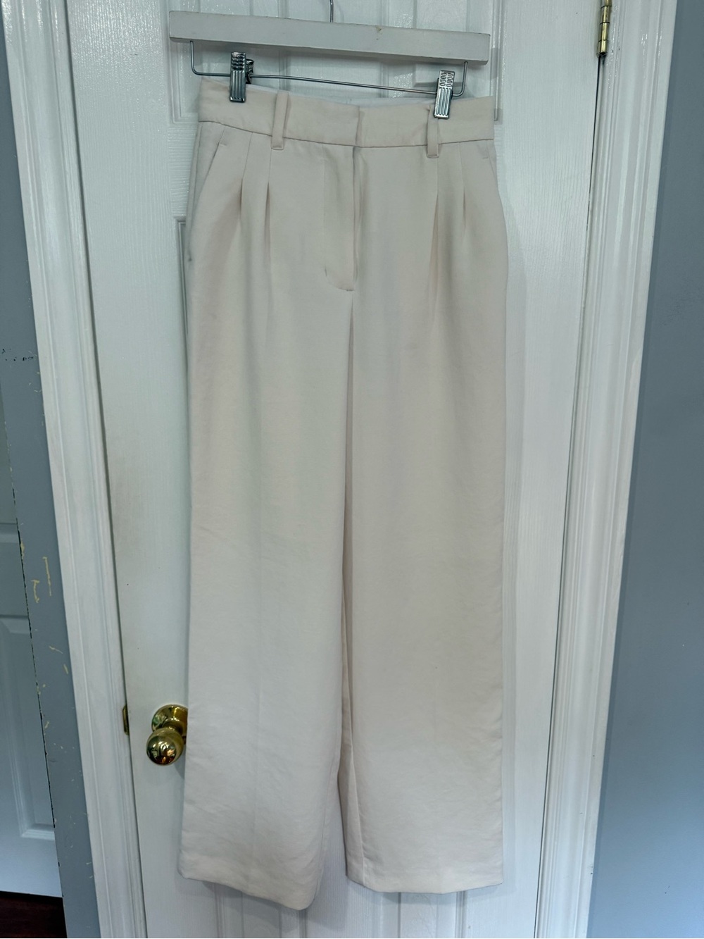 Wilfred Wide-Leg Trousers in Light Cream